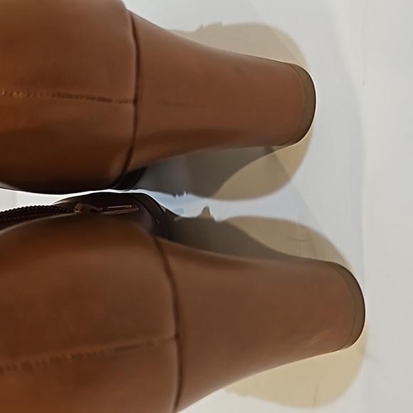Charter Club Women’s Pixxy Tan Brown Heeled Ankle Boots Size 10M - Picture 8 of 8